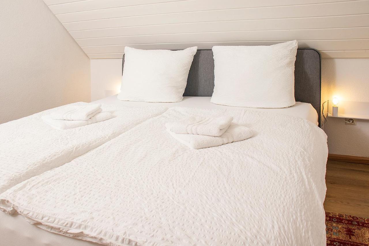 Blackncozy - Grosszuegiges Designappartement Mit Boxspringbetten Und Heimkino Фельдберг Экстерьер фото
