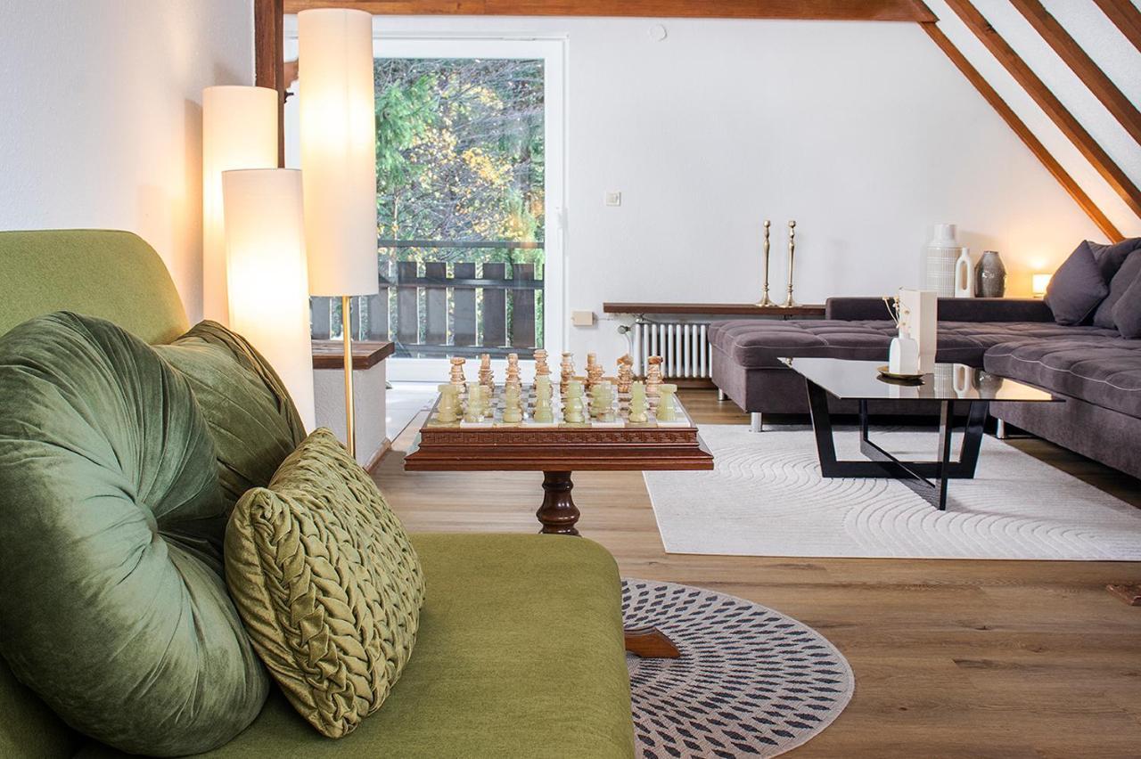 Blackncozy - Grosszuegiges Designappartement Mit Boxspringbetten Und Heimkino Фельдберг Экстерьер фото