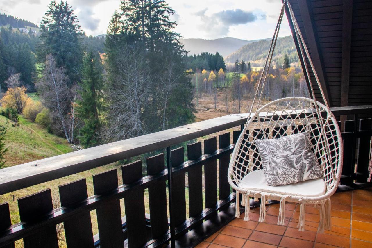 Blackncozy - Grosszuegiges Designappartement Mit Boxspringbetten Und Heimkino Фельдберг Экстерьер фото